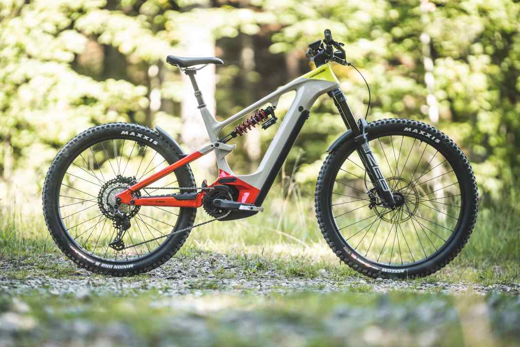 Cannondale Moterra Neo LT Carbon 1 // 170/165 mm // 29/27,5 Zoll // 25,9 Kilo // 8499 Euro