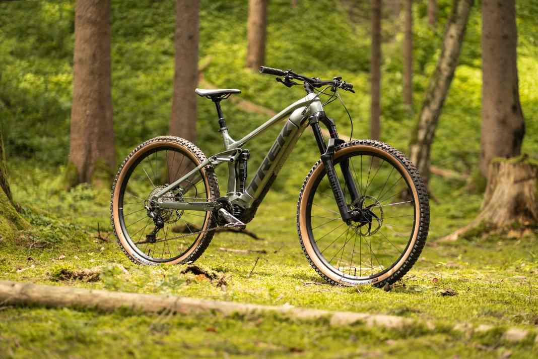 Trek Rail 7 Gen3 // Bosch Performance CX // 625 Wh // 160/150 mm // 29 Zoll // 24,3 kg