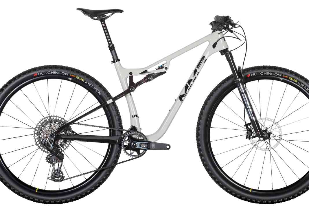 Die Eckdaten vom MMR Kenta 00: 11,4 kg1 / 100/110 mm / 29" / 6075 Euro / Carbon