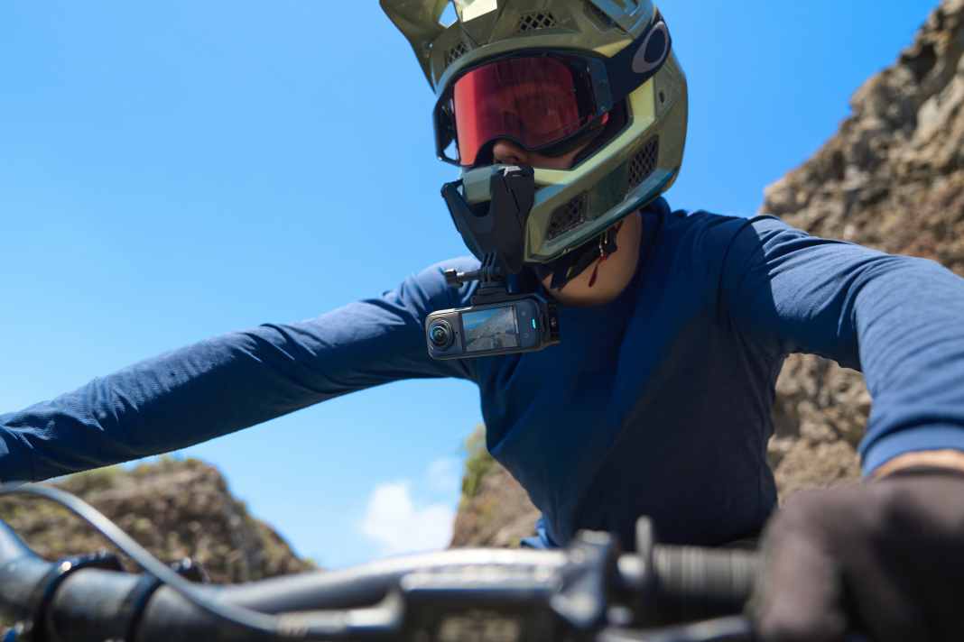 Die neue Insta360 X5 Actioncam kommt mit 8K und KI-gestützten Funktionen.