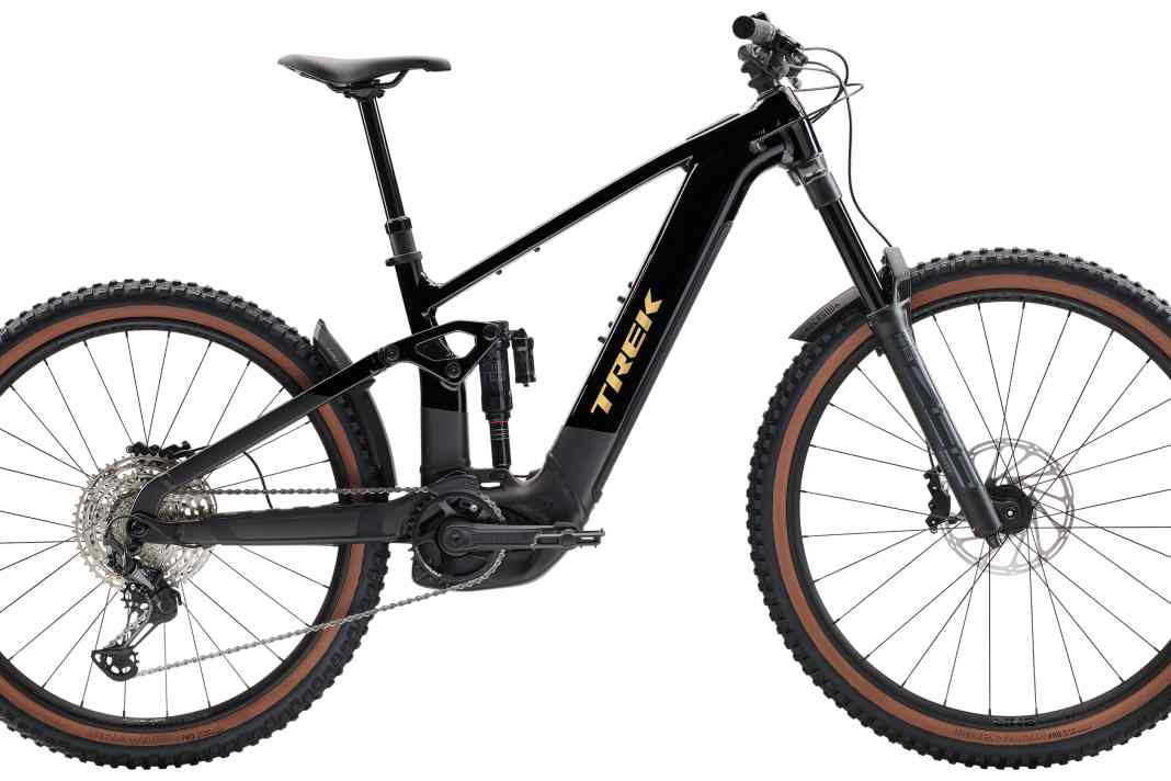 Rail+ 8: 6.499 Euro; Alu-Rahmen, Sram DB8-Bremsen, Shimano Deore/XT/SLX-Schaltung, RockShox ZEB Select; RockShox Super Deluxe Select+.