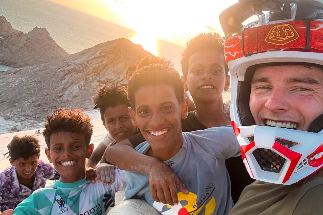 Everybody’s Darling: Bike-Influencer Elias Schwärzler mit Fans.