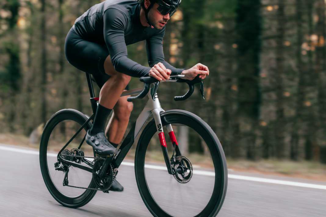 Neuer Race-Allrounder aus Italien: Basso präsentiert das SV. Die Abkürzung steht für "Sempre Veloce" (dt.: immer schnell).