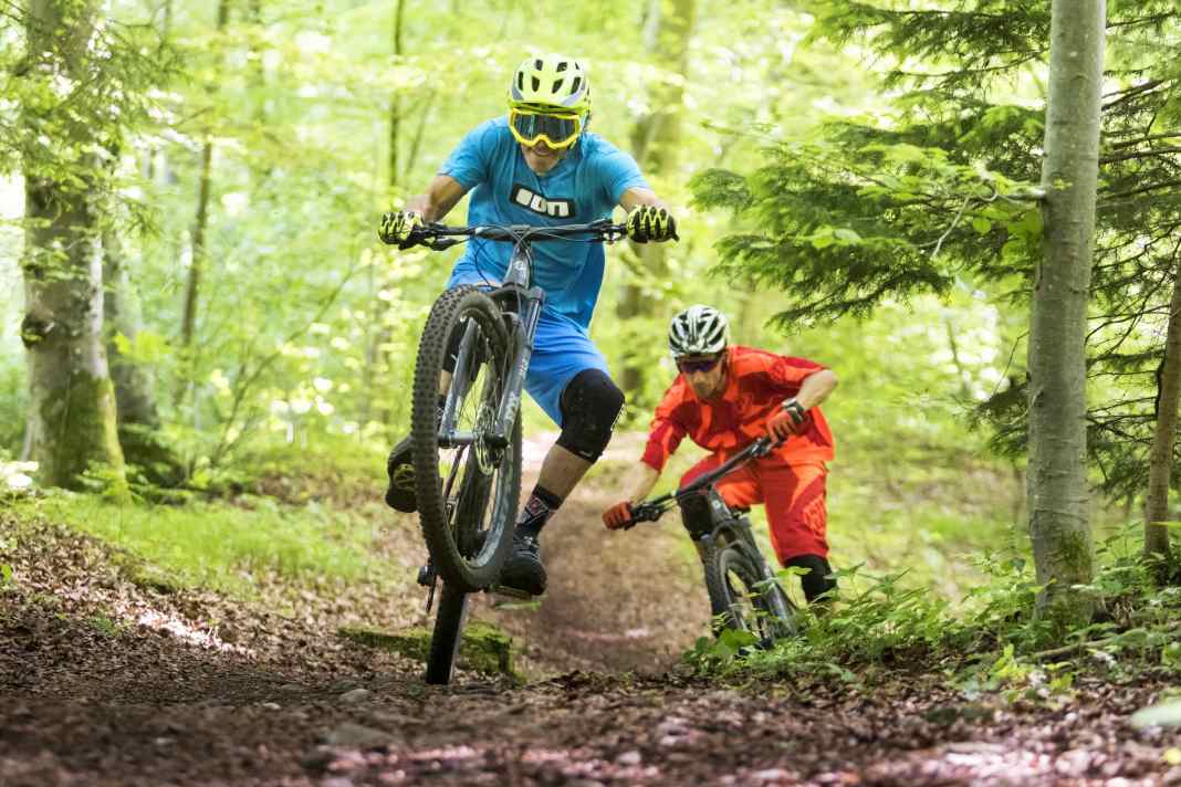 Schrill, bunt und unbeholfen: Diese Eigenschaften machen dich unter Bikern zum “Joey”.