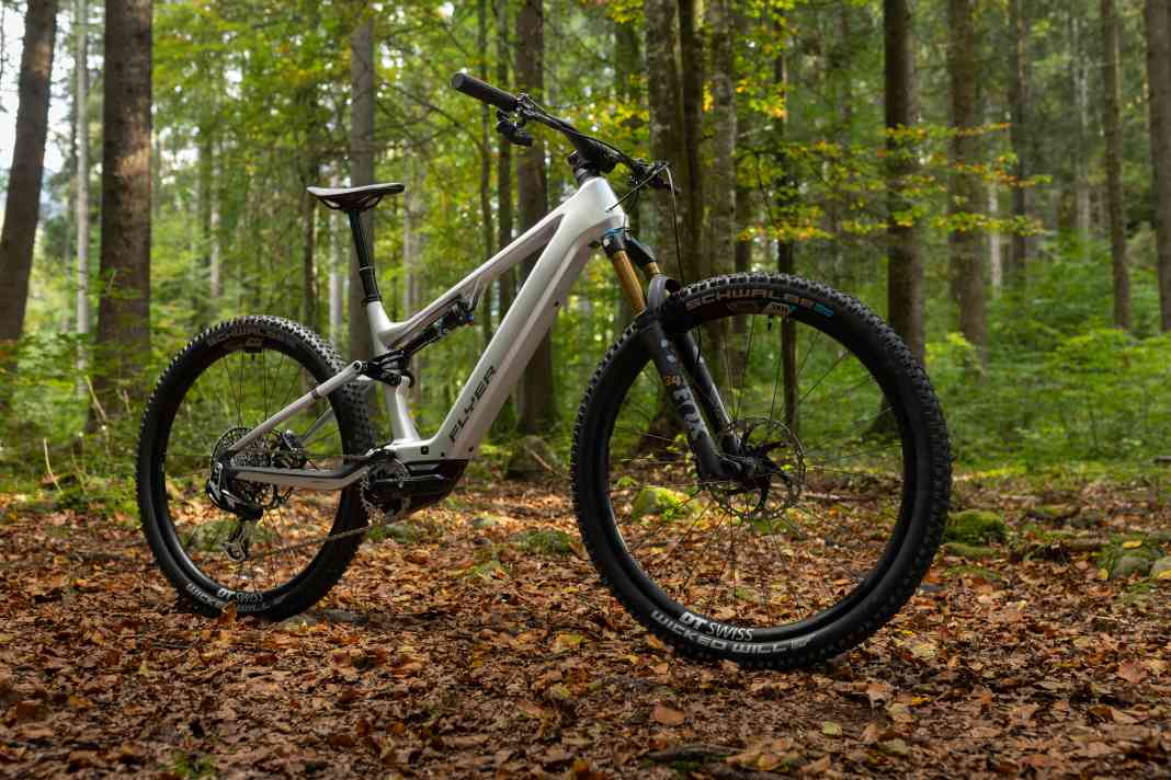 Flyer Uproc SL:X // Bosch Performance SX // 400 Wh // 130 mm // 29 Zoll // ab 18 Kilo // ab 5799 Euro