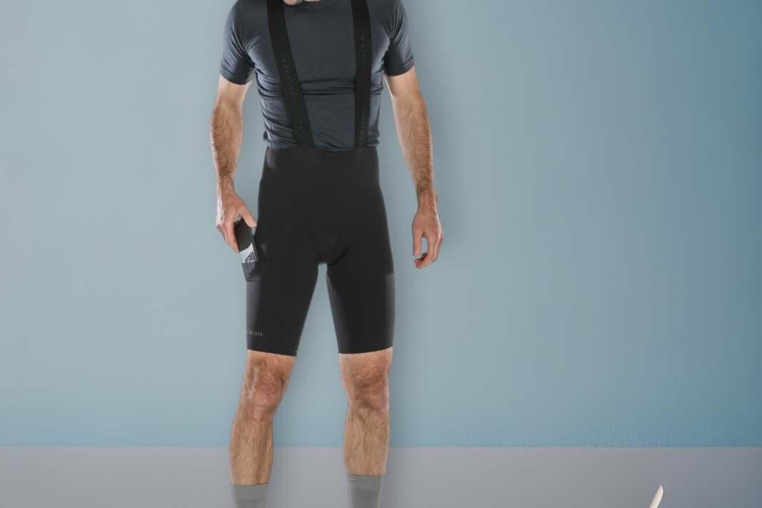 Für gerade mal 120 Euro bietet Van Rysel mit der Rennradhose EDR Ultra eine solide Hose mit cleveren Fetaures und aktueller Machart