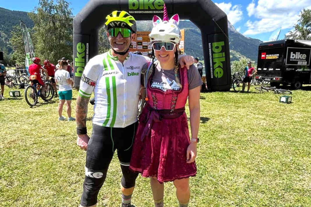 BIKE-Chefredakteur Henri Lesewitz und Petra Zeller von Freeride Inc. - beide haben von den Etappen der BIKE Transalp berichtet - und sind mitgefahren. Erfolgreich!