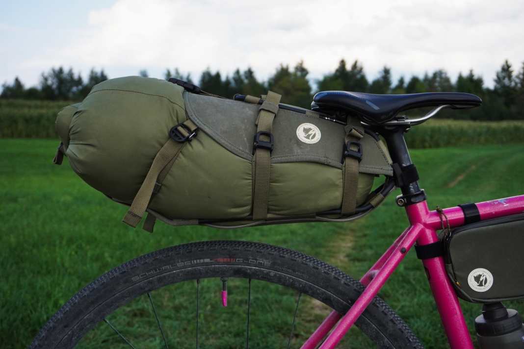 16 Liter Drybag im Harness.