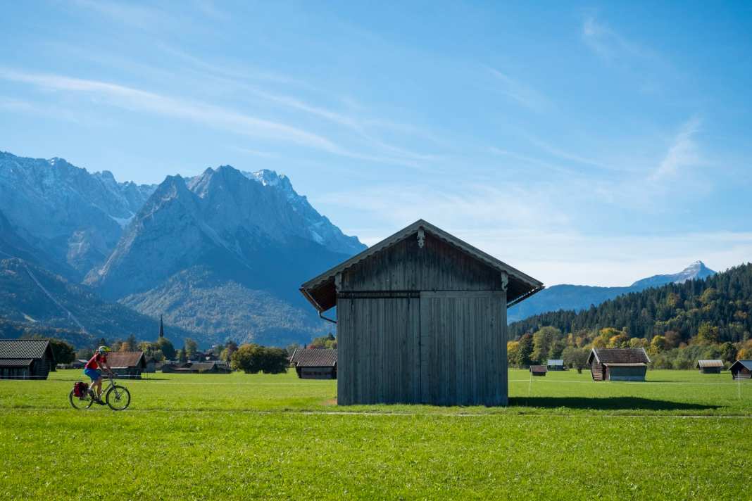 Blick auf Zugspitze/ Alpspitze Nähe Farchant