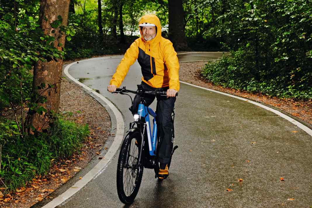 Regenbekleidung für Wind und Wetter