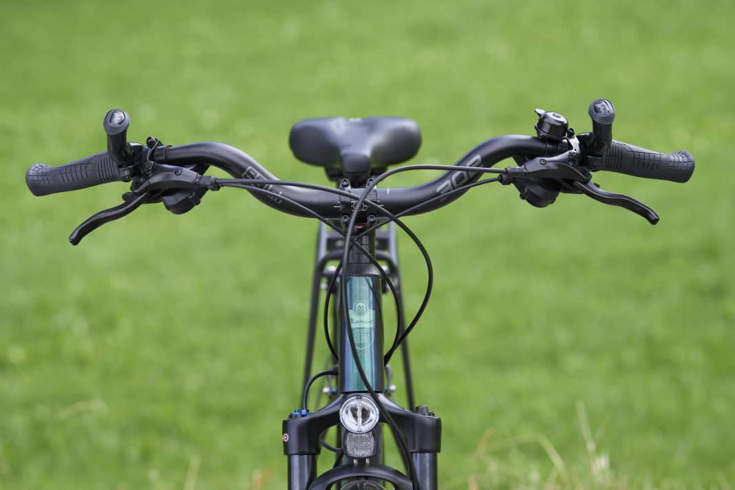 Hier ist der SQlab 302 an einem Fahrrad montiert