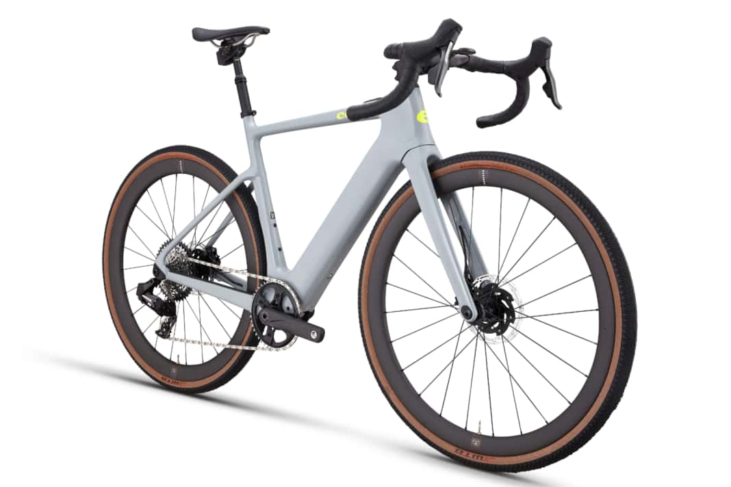 Eine Modellfamilie, zwei Einsatzgebiete: Das neue Cervélo Rouvida soll dank Flip-Chip-Ausfallende und großer Reifenfreiheit sowohl straßen- als auch geländetauglich sein.
