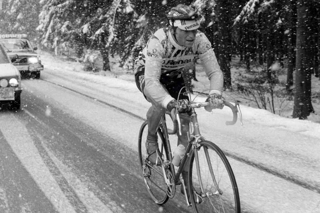 Harter Hund: 1980 gewann Bernard Hinault das Rennen im Schneetreiben; nur 21 von 174 Rennfahrern erreichten das Ziel.