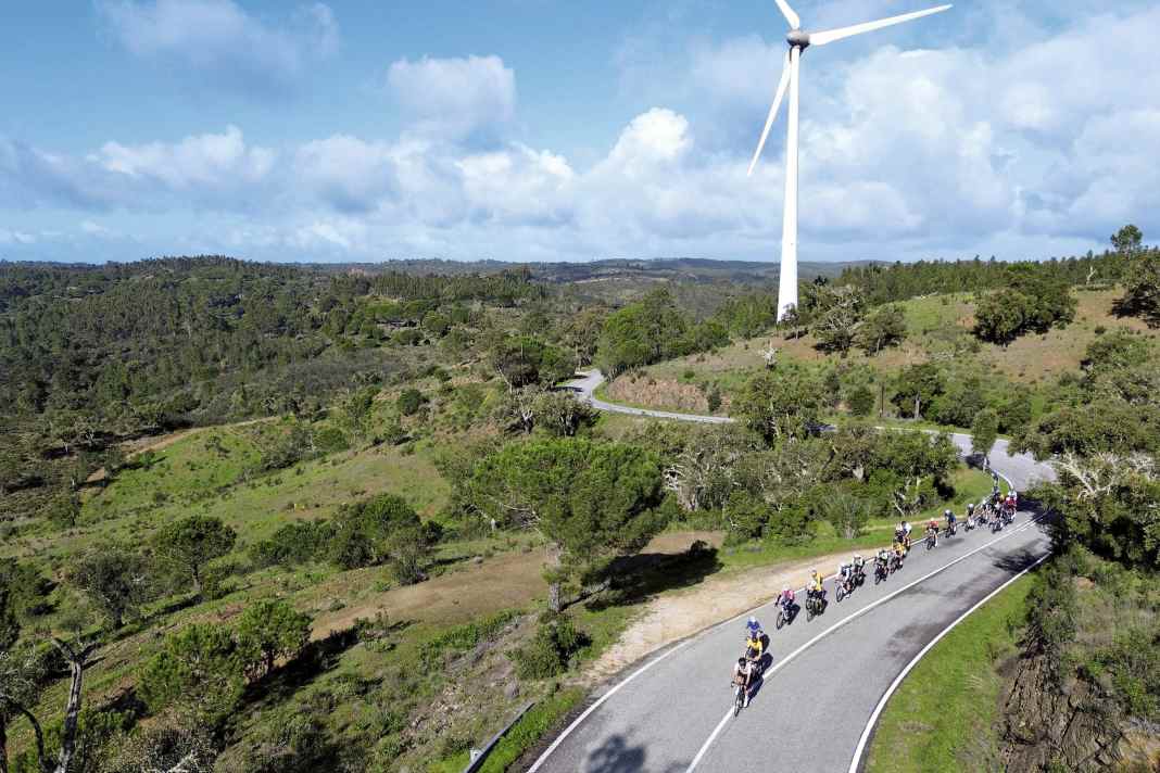 Kurvige Angelegenheit über die Straßen der Algarve