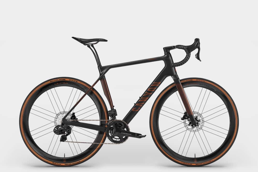 Endurace CFR WRL, Campagnolo Super Record WRL, Campagnolo Bora Ultra WTO, 7,2 kg, 9.999 Euro