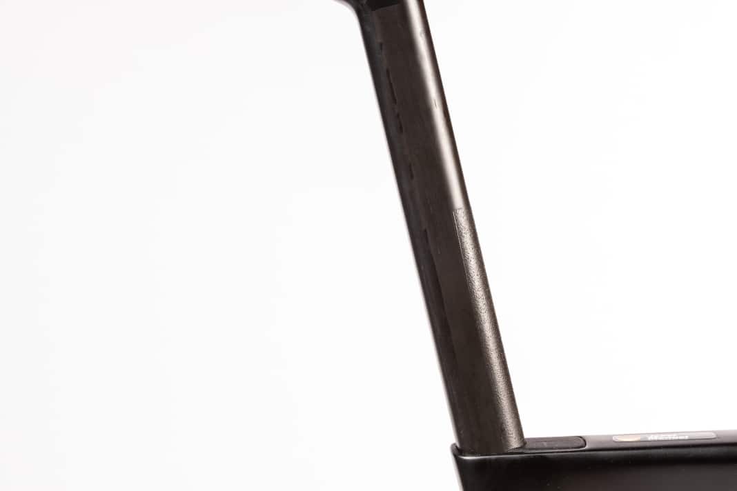 Schlanke Silhouette: Trotz Kammtrailprofil wirkt das Rad filigran.