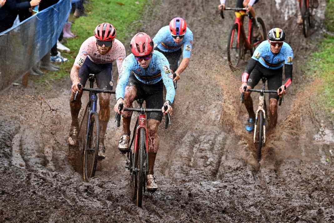 Die Cross-Saison 2023 läuft auch Hochtouren. Der Dezember bringt gerade in den letzten zwei Wochen fast jeden Tag wichtige Rennen.