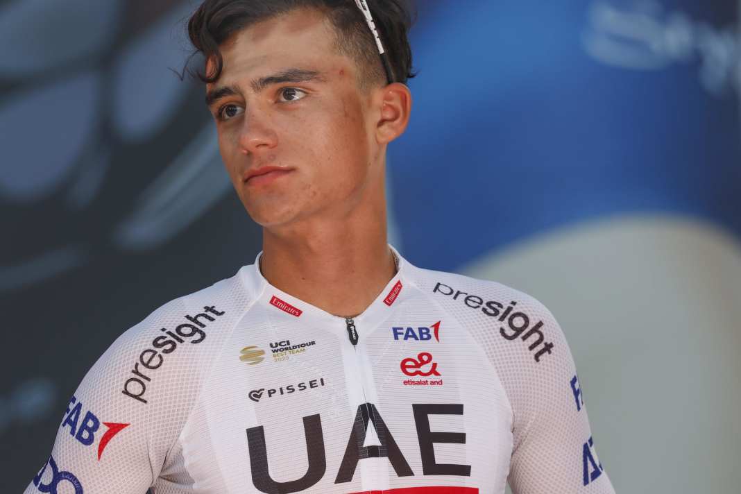 Seit Anfang 2024 ist del Toro Profi bei UAE Team Emirates.