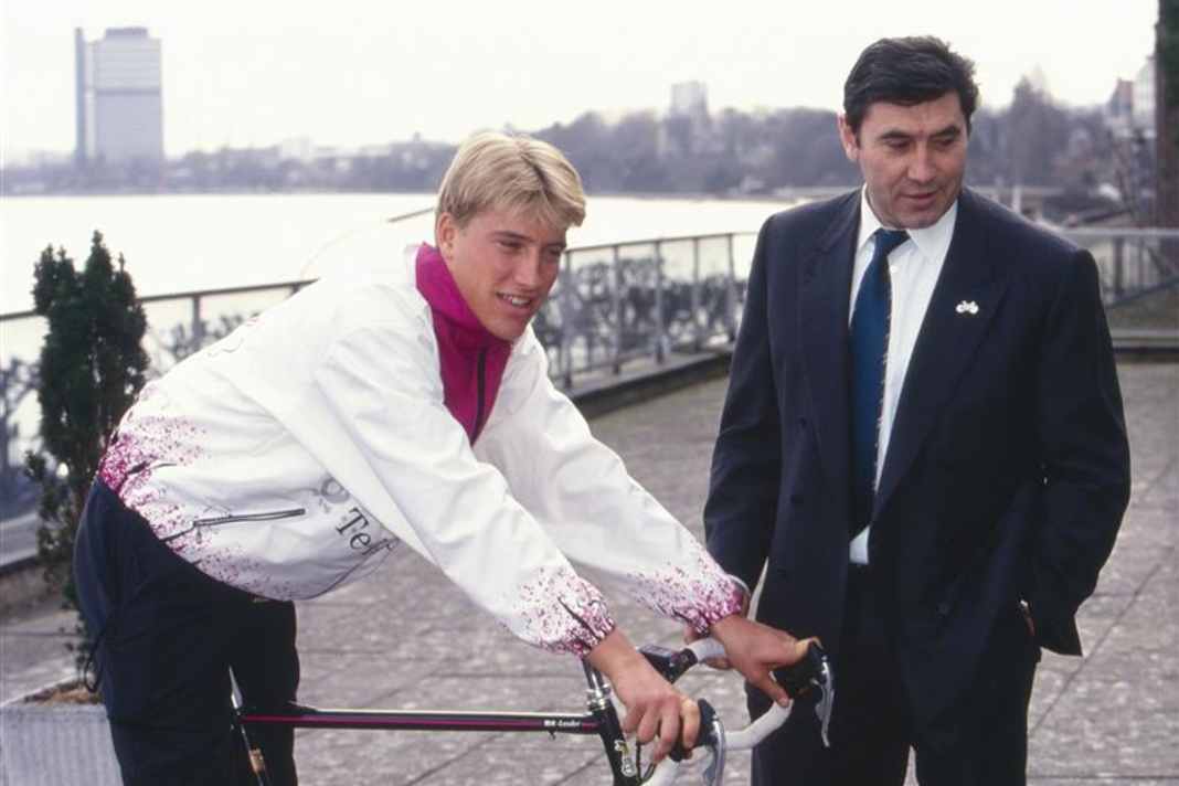 Axel Merckx als Jungprofi beim Team Telekom. Vater Eddy stattete das Team mit Rädern aus