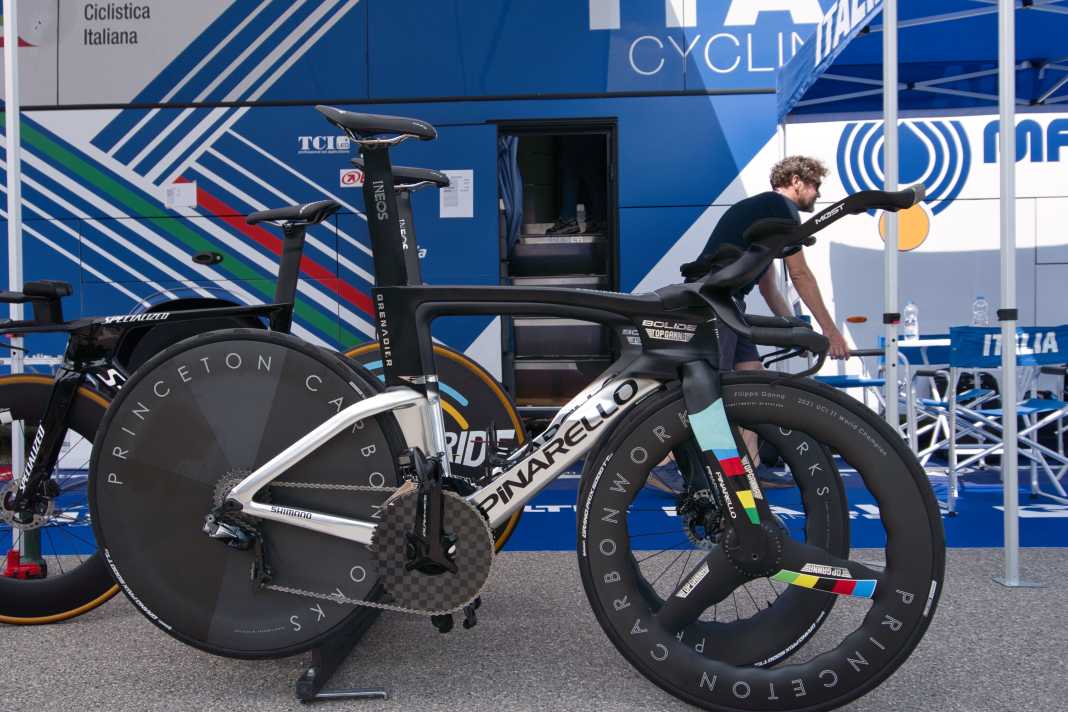 Der Pinarello Bolide F von Filippo Ganna