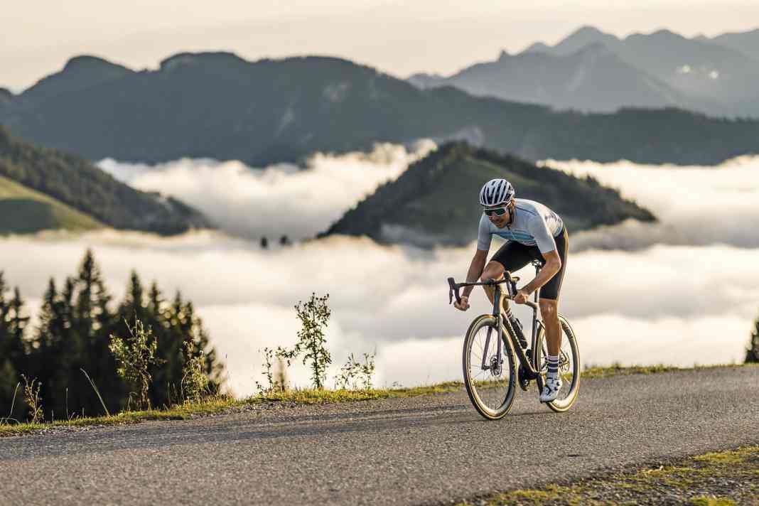 Um im TOUR-Test die Bestnote abzuräumen, darf sich ein Rennrad in keiner Disziplin eine Schwäche erlauben