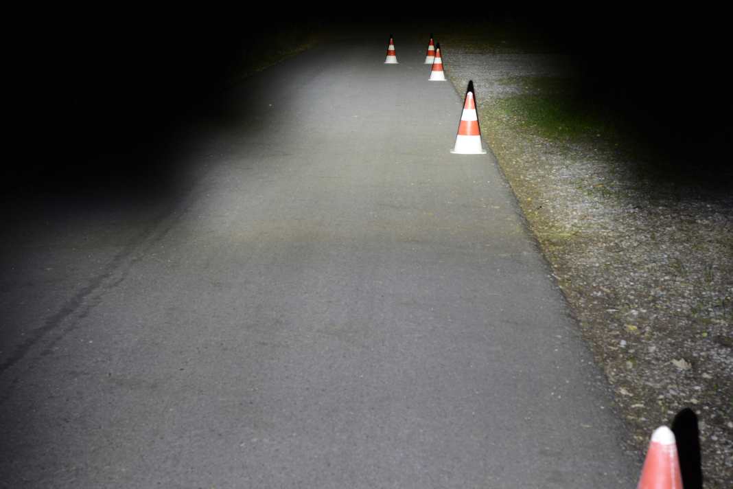 Sigmas Leuchtprofil ist ausgewogen, sein Nahbereich gut ausgeleuchtet 