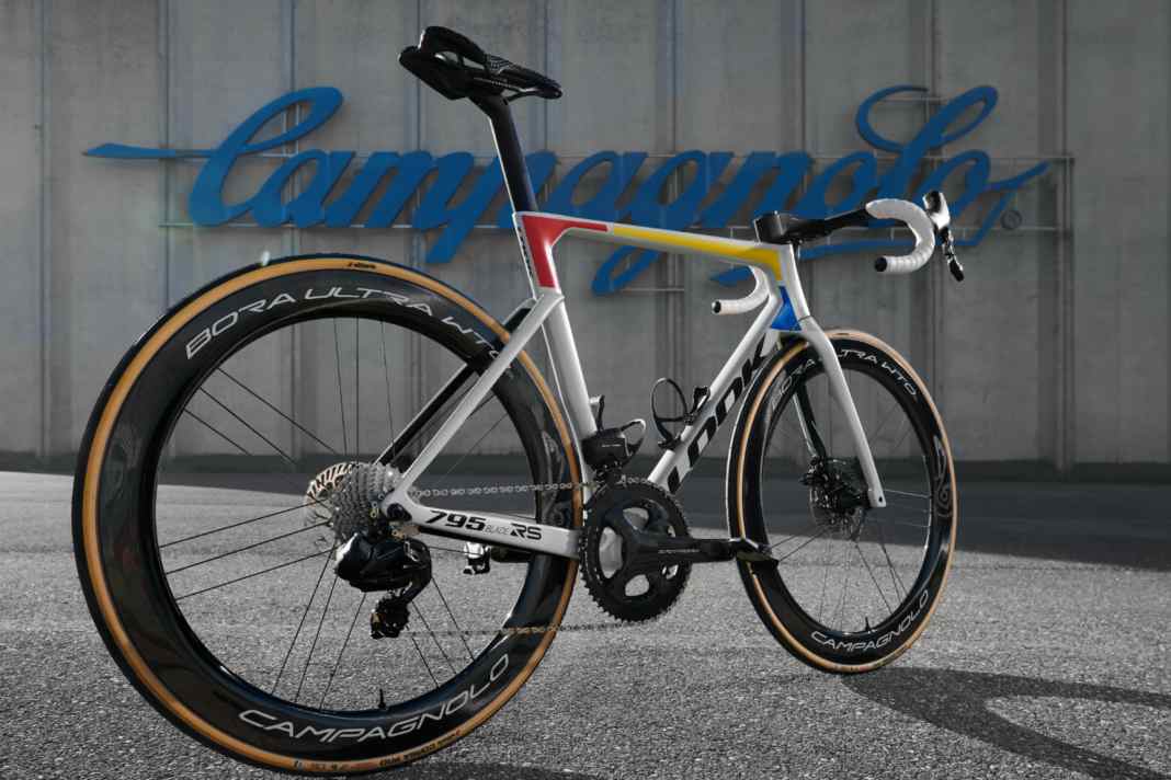 Das französische Cofidis-Team wird in der Saison 2025 mit Komponenten von Campagnolo unterwegs sein.