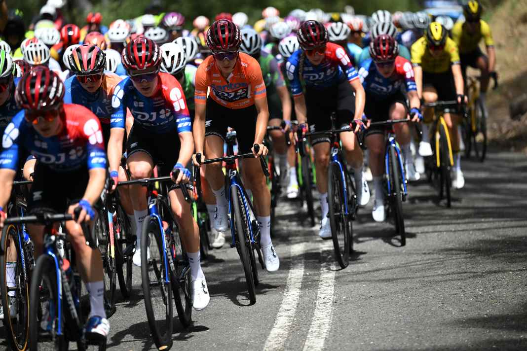 Auf der 3. und finalen Etappe der Tour Down Under war Cecilie Uttrup Ludwig im Trikot der Gesamtführenden die Gejagte