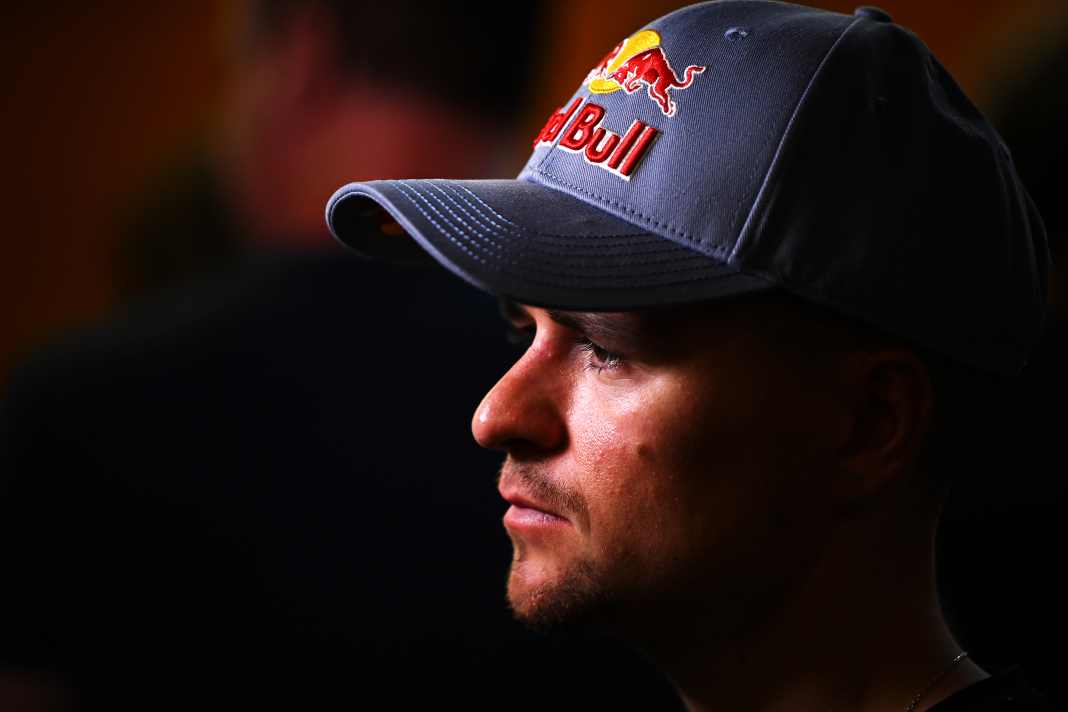 Thomas Pidcock vor dem Start des Giro  ./ Foto: Getty Images / Dario Belingheri