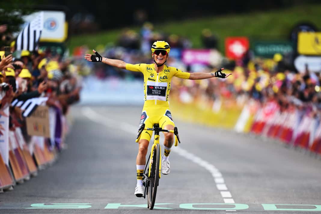 Pauline Ferrand-Prevot (Visma | Lease a Bike) holt sich den Etappensieg der 9. Etappe.