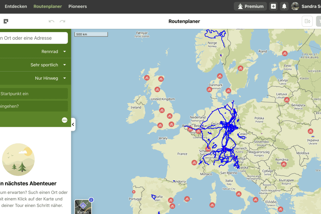 So sieht der komoot-Routenplaner aus, wenn das Wandrer.earth-Overlay angezeigt wird.