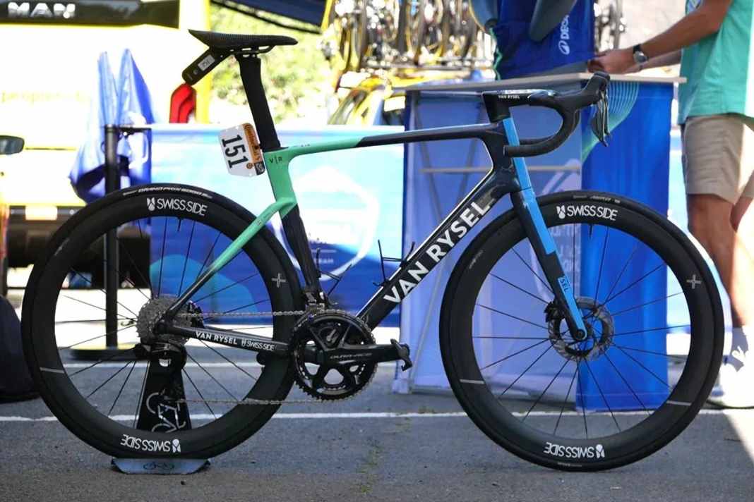 Felix Gall geht die Tour de France 2025 mit einem Van Rysel RCR-R Pro an