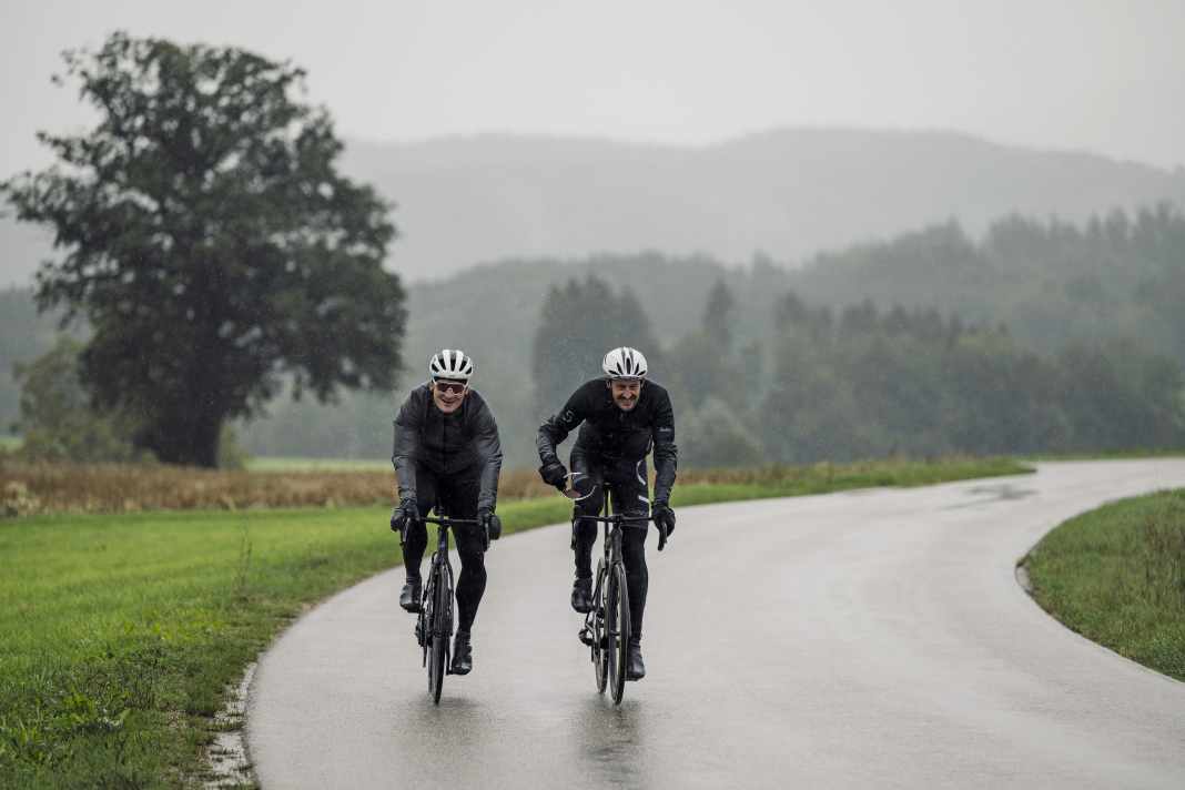 Shades of Speed - Andre Greipel und Marcus Burghardt bei der Erstausgabe des Radmarathons auf der Strecke. 
