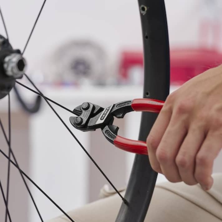 bike/7101200-02-pow-a-01_4529acbec03bb153837bd6905f6166a8