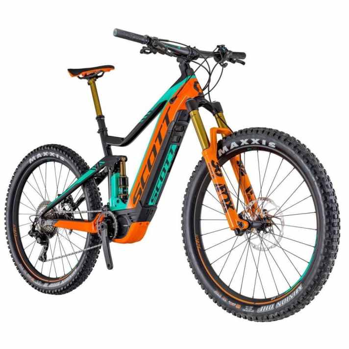   Das Flagschiff der neuen E-Genius-Plattform: das E-Genius 700 Tuned mit der E-Bike-Version der Fox 36 als Federgabel.