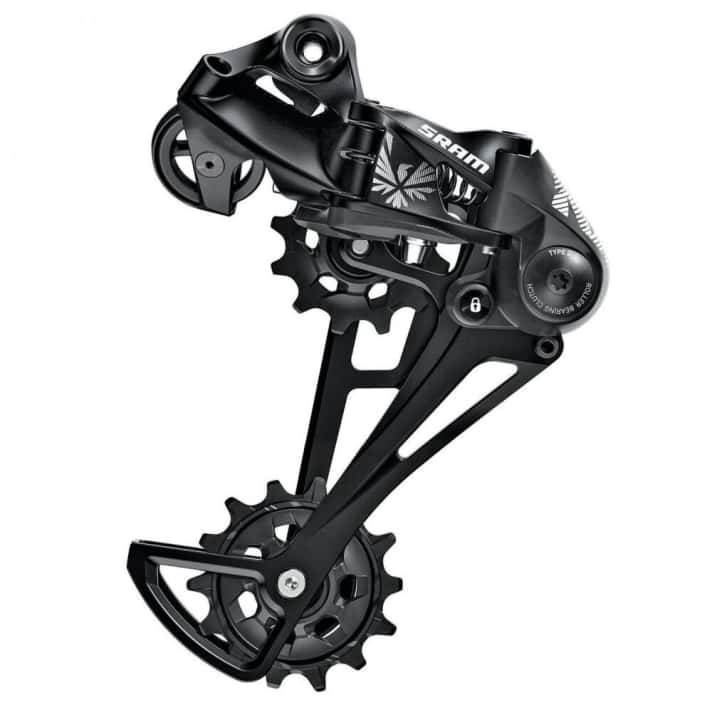 Größter Pluspunkt der Sram NX Eagle: Man kann sie mit dem etablierten HG-Freilauf fahren. Das macht sie vor allem fürs Nachrüsten an alte Bikes interessant >> z.B. bei <a href="https://www.awin1.com/cread.php?awinmid=11768&awinaffid=471469&clickref=B+Sram+NX+Eagle+&ued=https%3A%2F%2Fwww.rosebikes.de%2Fsram-nx-eagle-12-fach-schaltwerk-2671558" target="_blank" rel="noopener noreferrer">Rose</a>* erhältlich.