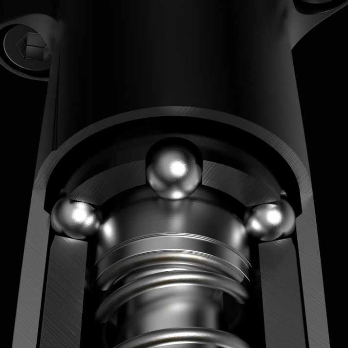   Der Absenkmechanismus der mechanischen Stütze macht ein Entlüften wie bei hydraulischen Systemen überflüssig.