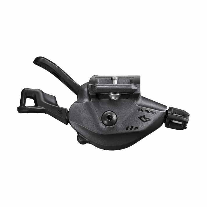   Der XT-Schalthebel soll 120 Gramm wiegen und kann entweder per Klemmung oder via I-Spec-Schelle montiert werden. LinkGlide-Komponenten sind an dem kleinen LinkGlide-Logo erkennbar und es lassen sich maximal zwei Gänge mit einem Daumendruck schalten.