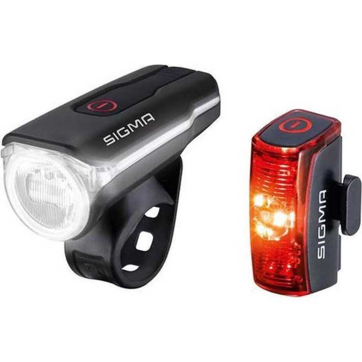 Tadelloses Licht und lange Akku-Laufzeiten: Das kann man bei den hochwertigen StVZO-Fahrradlampen von Sigma erwarten. Das Sigma-Set mit Aura 60 (60 Lux) und dem spritzwassergeschützten Infinity-Rücklicht gibt's bei Decathlon 28 % günstiger für 46,58 Euro.