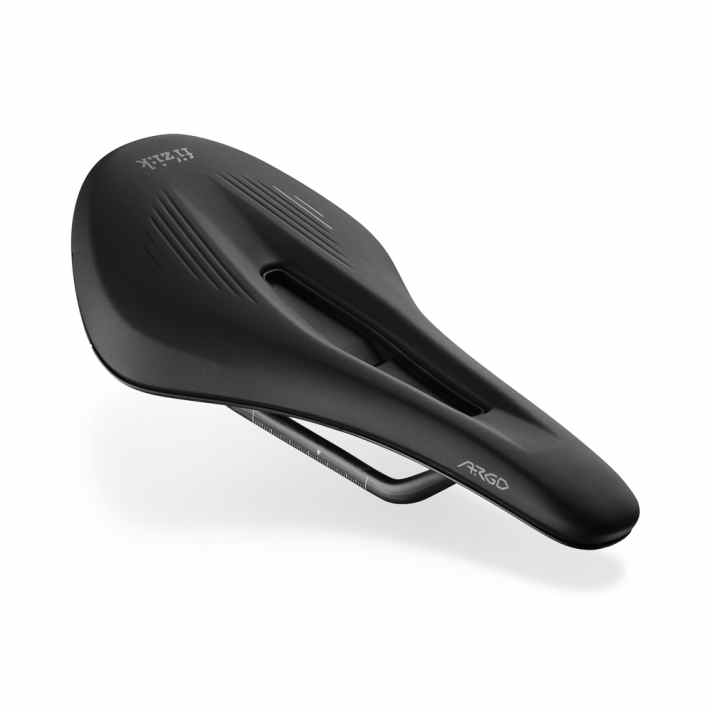 Der neue Fizik Vento Argo X1 wurde als vielseitiger Offroad-Sattel für MTB und Gravel erdacht.