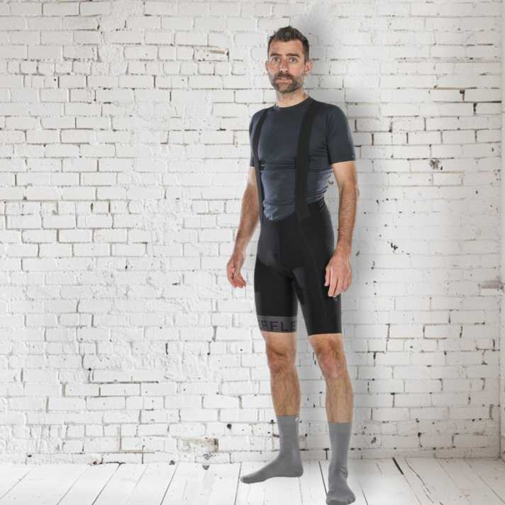 Bib Short made in Austria: Die Löffler punktet mit hochwertigem Polster, patzt aber im Detail