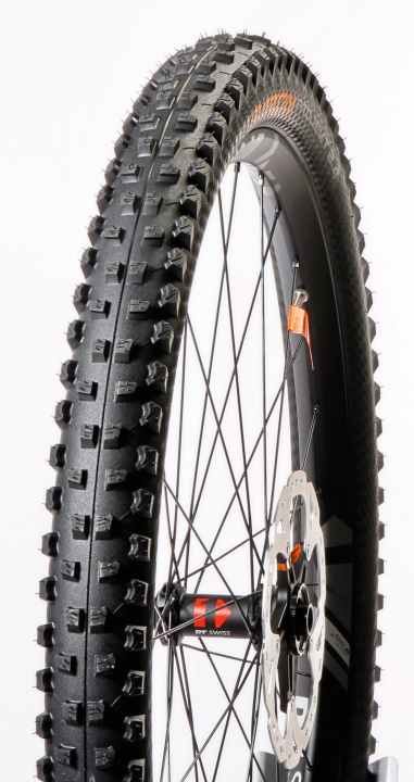    <a href="https://www.awin1.com/cread.php?awinmid=11768&awinaffid=471469&clickref=Continental+Baron&ued=https%3A%2F%2Fwww.rosebikes.de%2Fcontinental-der-baron-24-projekt-mtb-enduro-reifen-protection-apex-2667782&pref1=bike" target="_blank" rel="noopener noreferrer nofollow">Continental Baron</a> *