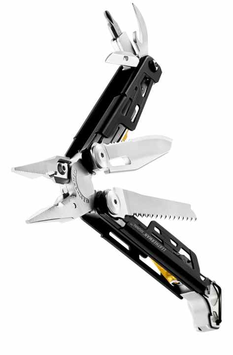 Drahtschneider, Messer, Säge, Hammer, Pfeife...Das Leatherman hat 19 Funktionen. Alles was zum Überleben wichtig ist, soll dabei sein.