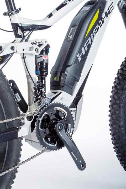   Mit dem Yamaha-Motor können auch mehrere Kettenblätter montiert werden. Das Haibike wurde als einziges Bike im Test mit einer vorderen Schaltung geliefert. Das erweitert die Bandbreite des Antriebs.