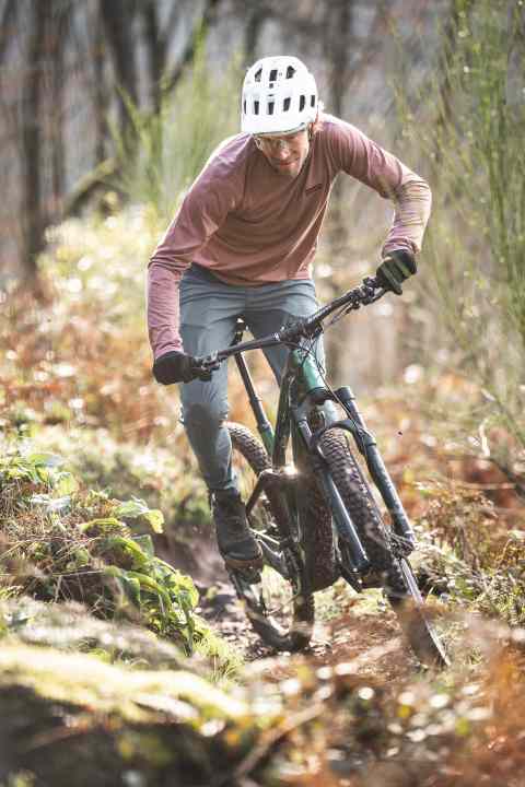 Im technischen Uphill ist das Bike mehr zu Hause als auf einer gemütlichen Seeumrundung.