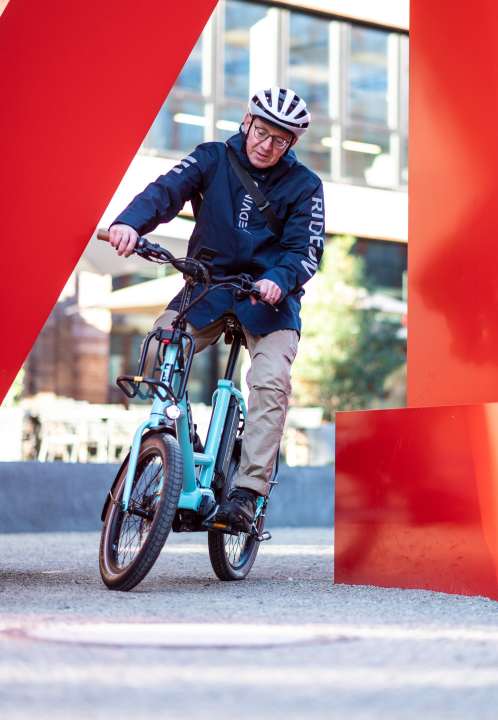 "Da komm ich locker durch!" E-Kompakte haben nicht nur beim Parken Platzvorteile