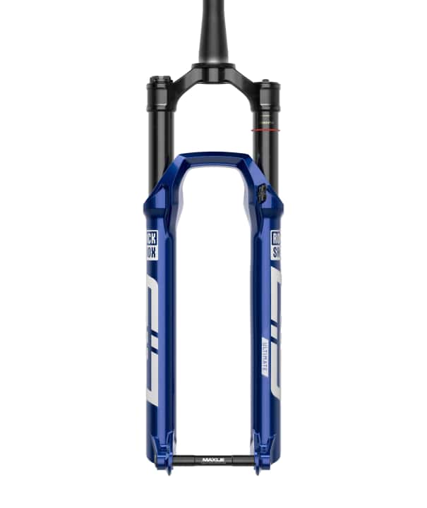 Das Topmodell Rockshox Sid Ultimate 3P erstrahlt für 2024 auf Wunsch in einem neuen Blauton.