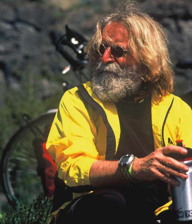 Action-Biking? Nein, Abenteuer-Biking? Definitiv! Tilmann Waldthaler irgendwann in den frühen Jahren des Mountainbikings.
