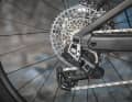 Ganz neu: Auch das Scott Patron setzt für 2024 auf die Eagle Transmission von Sram. Im Patron ST kommt die günstigste Variante GX zum Einsatz. Der Strom kommt aus dem Haupt-Akku des Bikes.