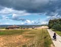 Verlassene Strände am Frischen Haff bei Tolkmicko. Der Radweg verläuft oft auf Betonplatten und häufig direkt am Meer